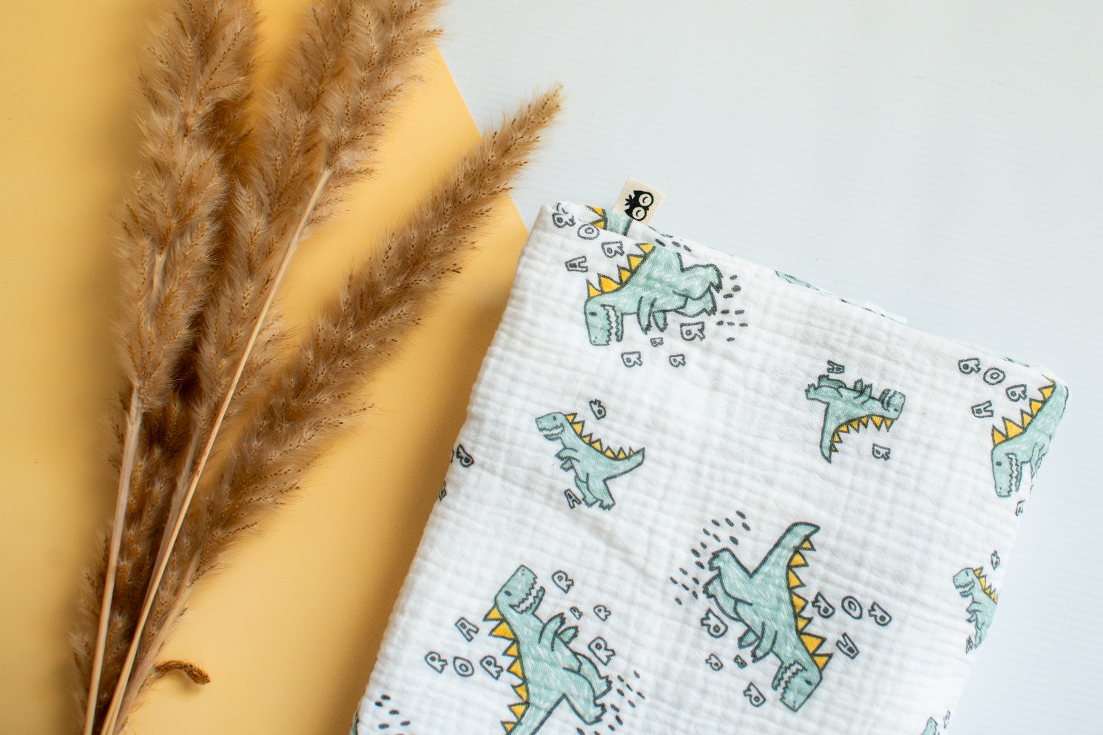 Dinosaur Muslin Blanket Lielieboo