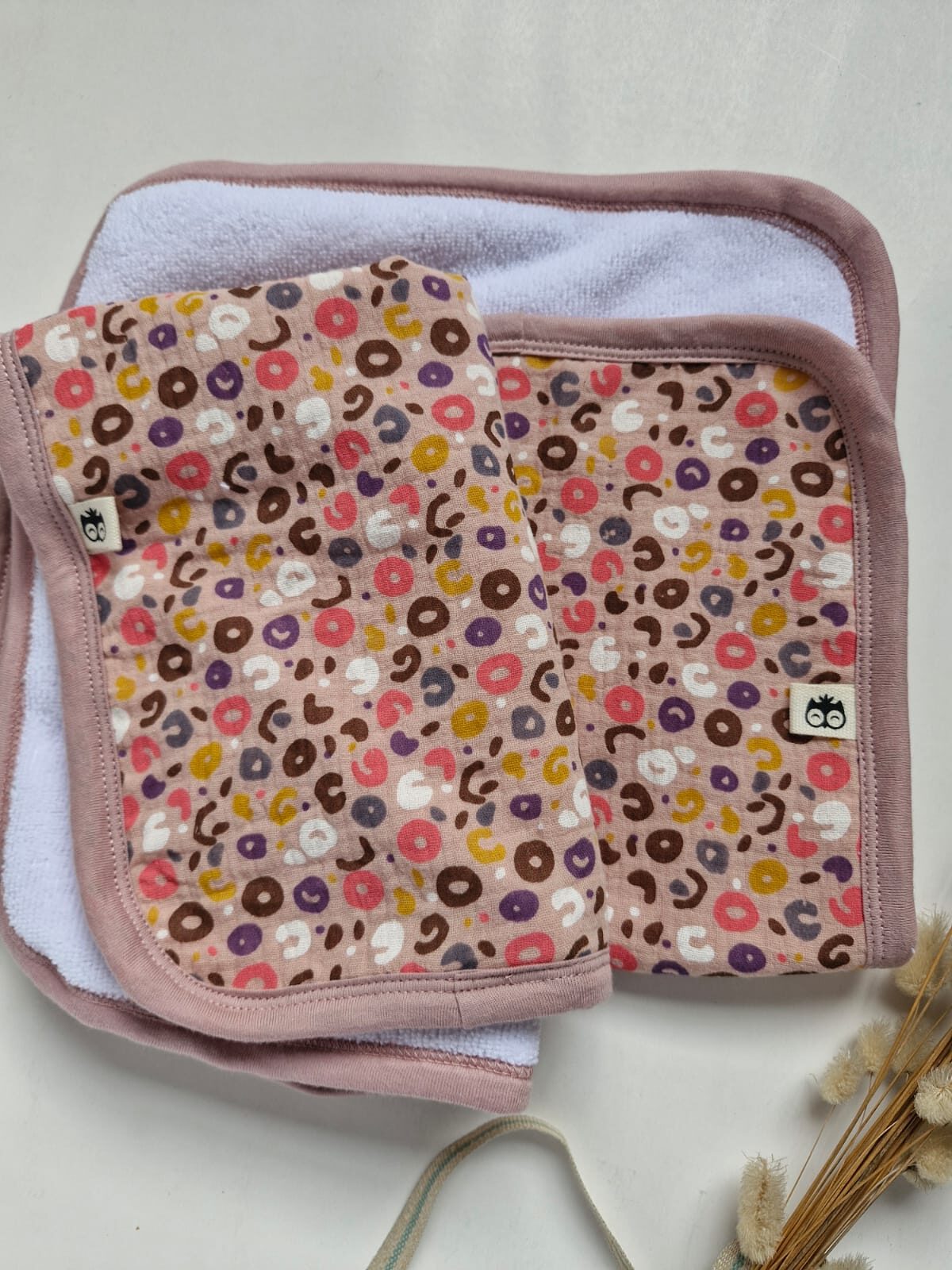 Mauve Animal Muslin Burp Cloth Lielieboo