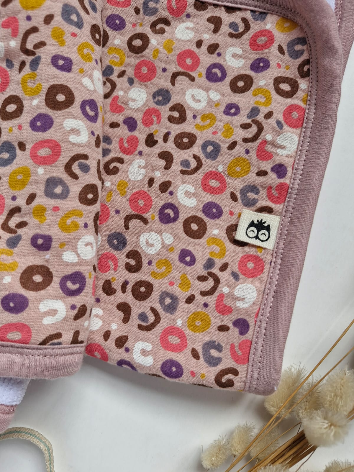 Mauve Animal Muslin Burp Cloth Lielieboo