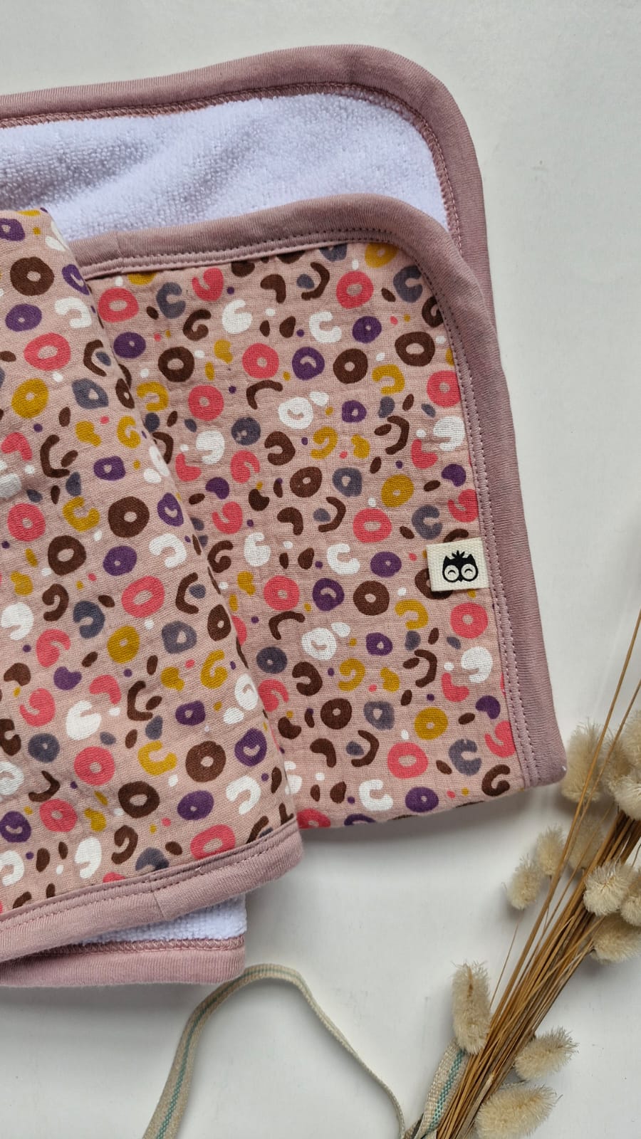 Mauve Animal Muslin Burp Cloth Lielieboo