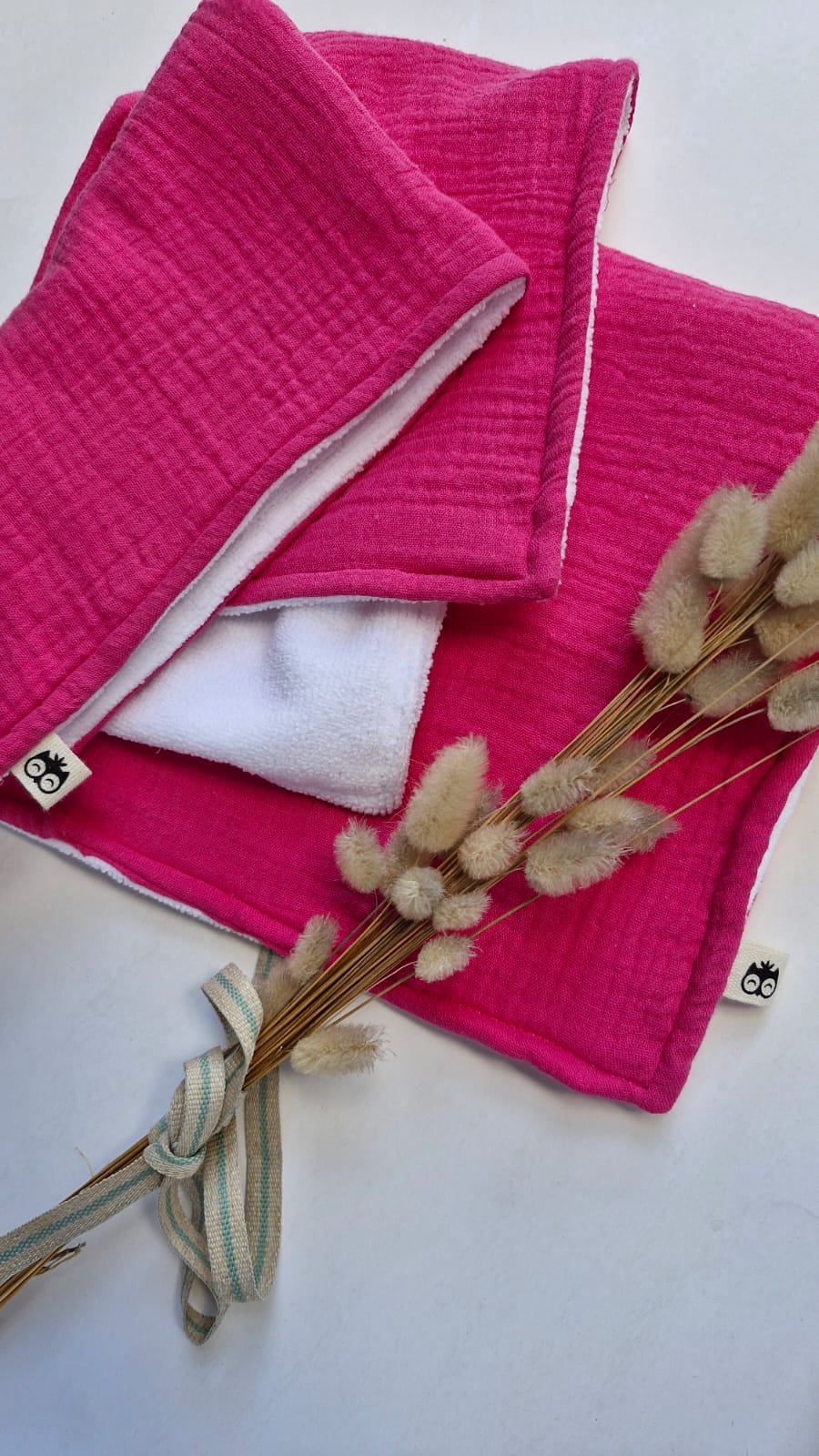 Cerise Pink Muslin Burp Cloth Lielieboo