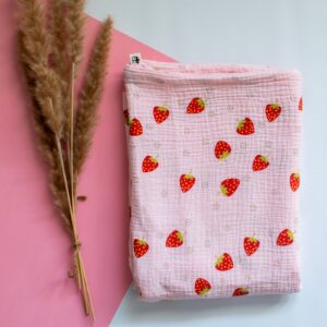 Strawberry Muslin Blanket Lielieboo