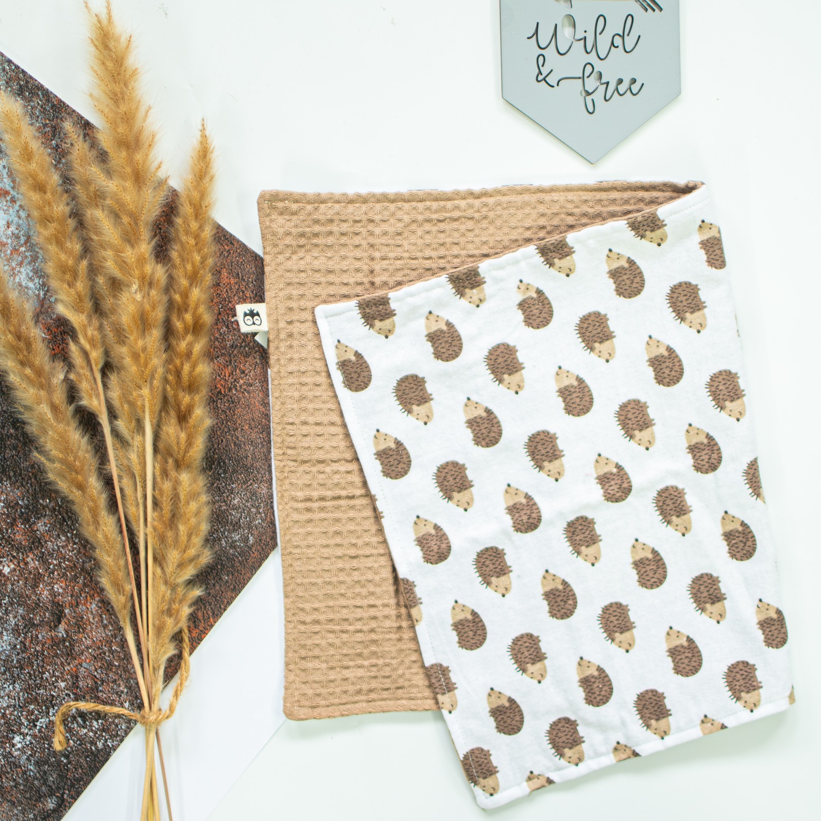 Hedgehog Burp Cloth Lielieboo