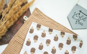 Hedgehog Burp Cloth Lielieboo