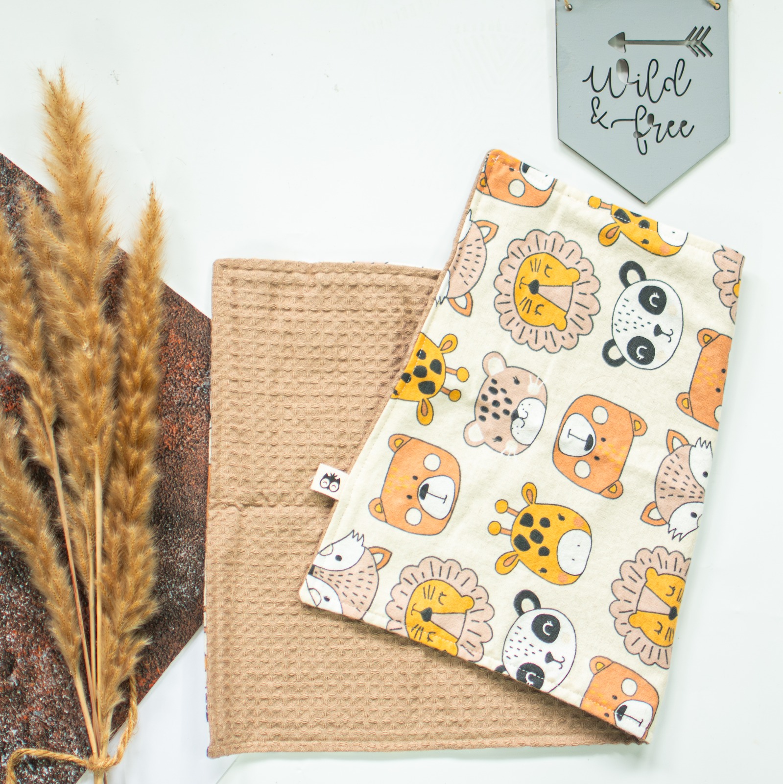Woodlands Animal Burp Cloth Lielieboo