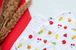 Fruit Fun Cotton Burp Cloth Lielieboo