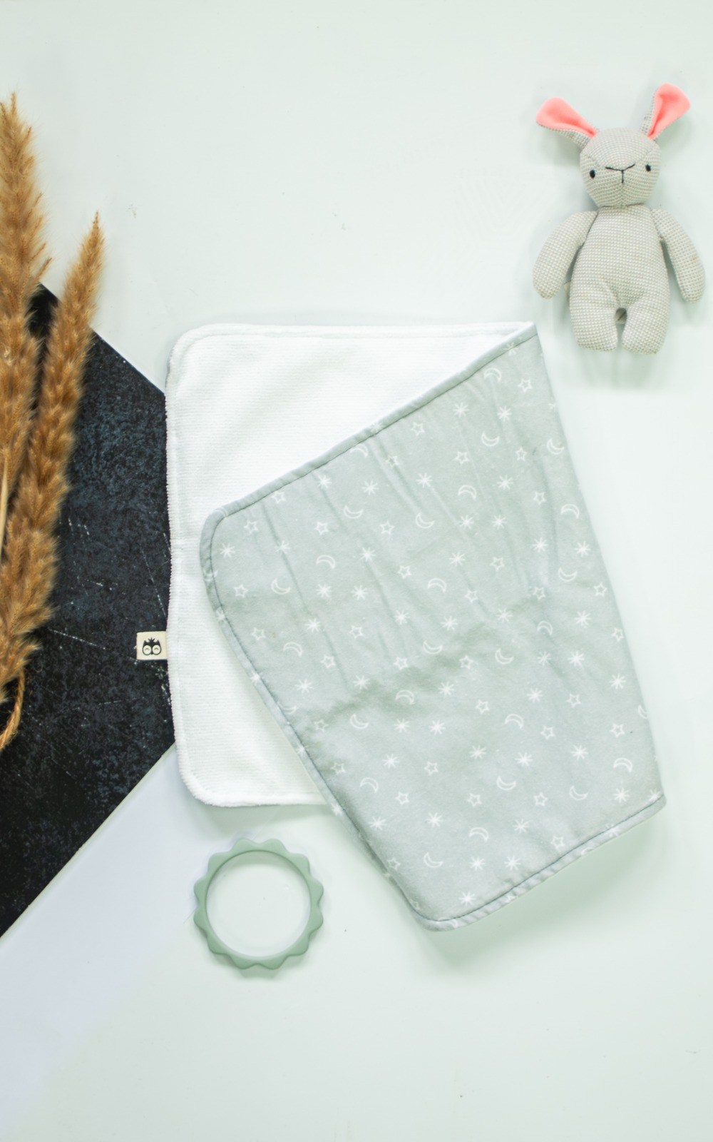 Moon and Stars Burp Cloth Lielieboo